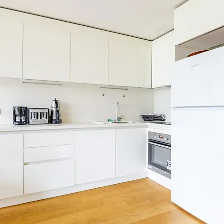 Modernly Designed Spacious Flat Near Kadikoy *