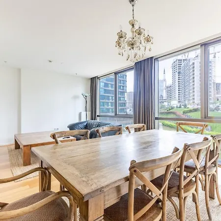 Modernly Designed Spacious Flat Near Kadikoy Apartamento