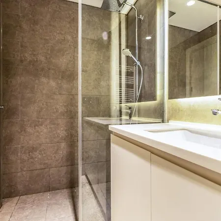 Modernly Designed Spacious Flat Near Kadikoy *
